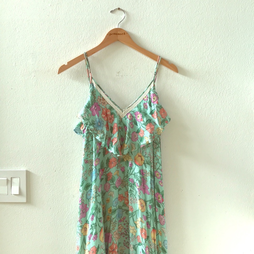 Floral spaghetti strap dress. turquoise & flowers